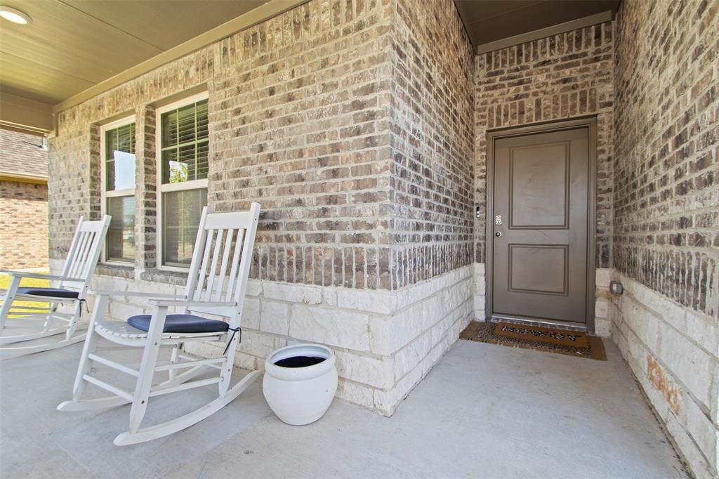 208 Churchill Court