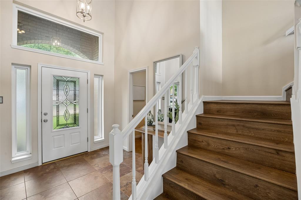 703 Foxmoor Drive
