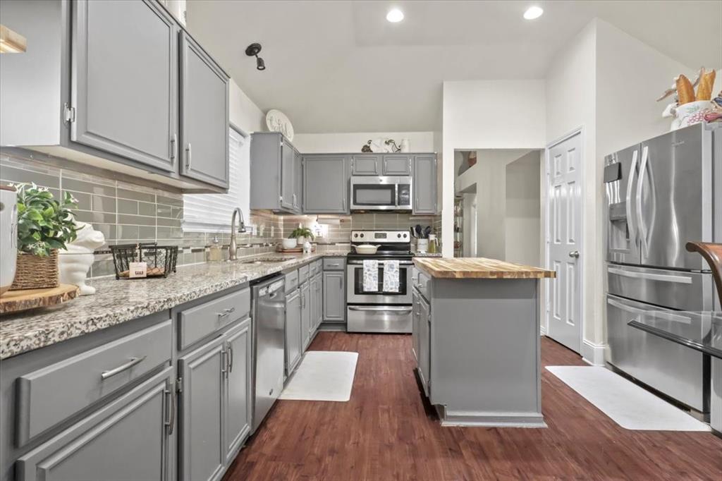 Pointe North Add Ph I - Residential