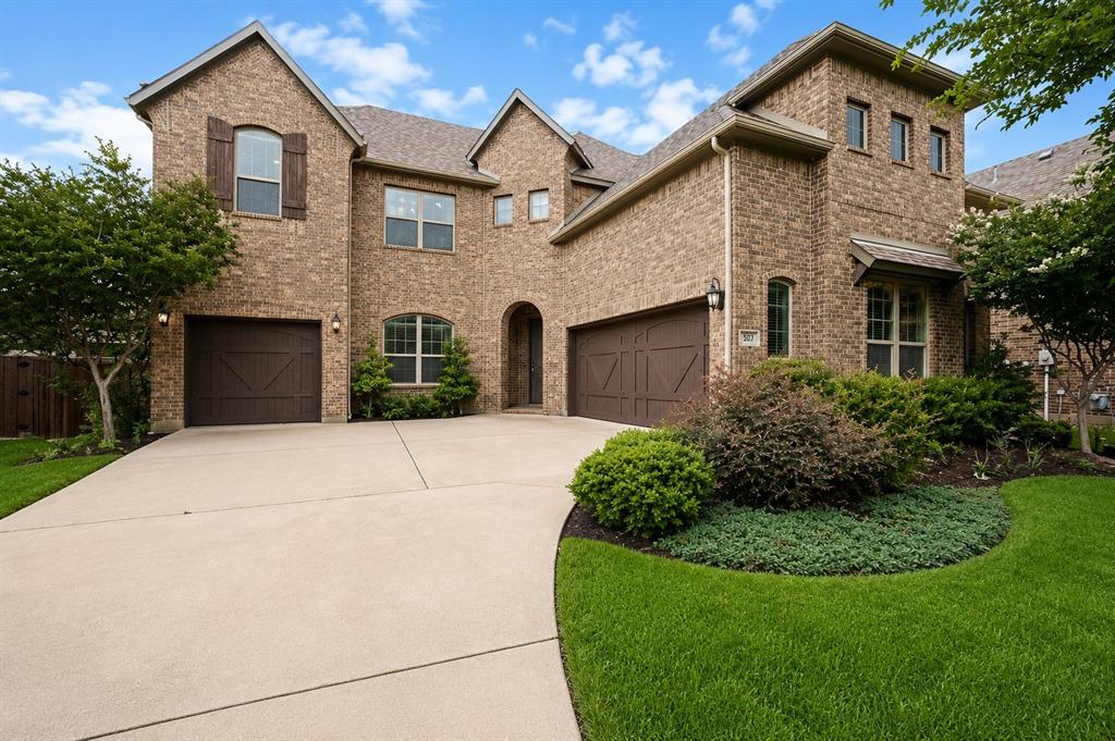 920 Sabine Drive