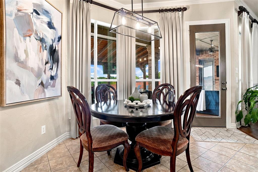 1810 Indian Ridge