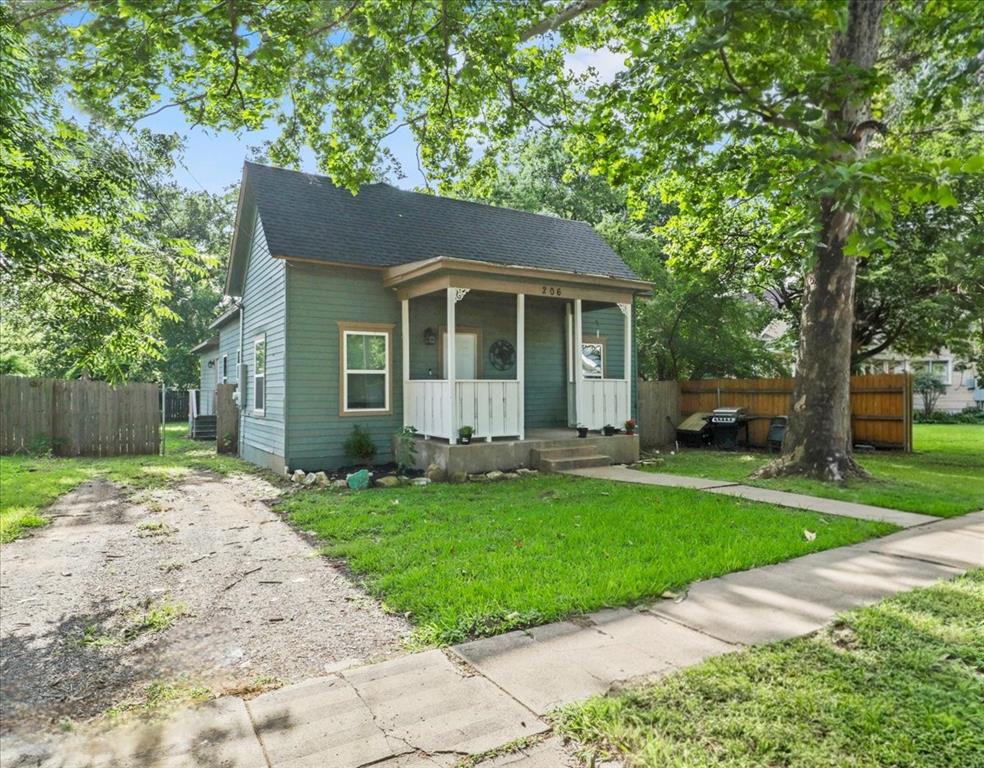 206 N Wood Street