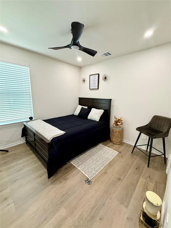 Enclave Pecan Crk Ph III - Residential Lease