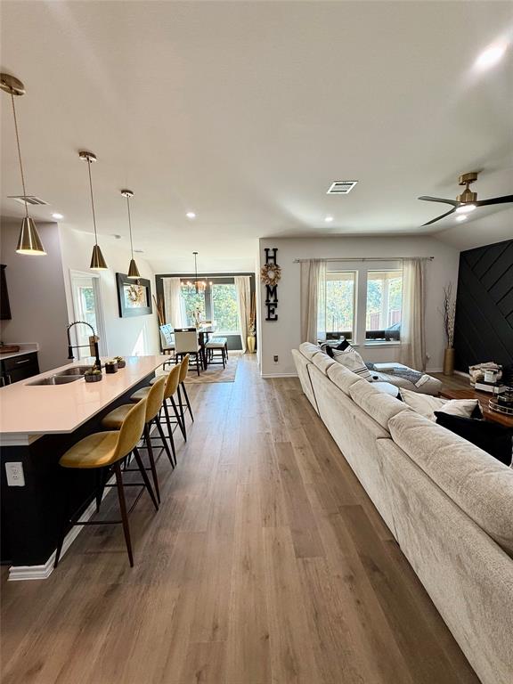 Enclave Pecan Crk Ph III - Residential Lease