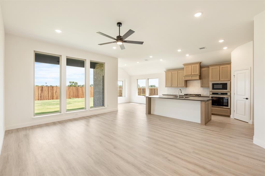 Waverly Estates - Residential