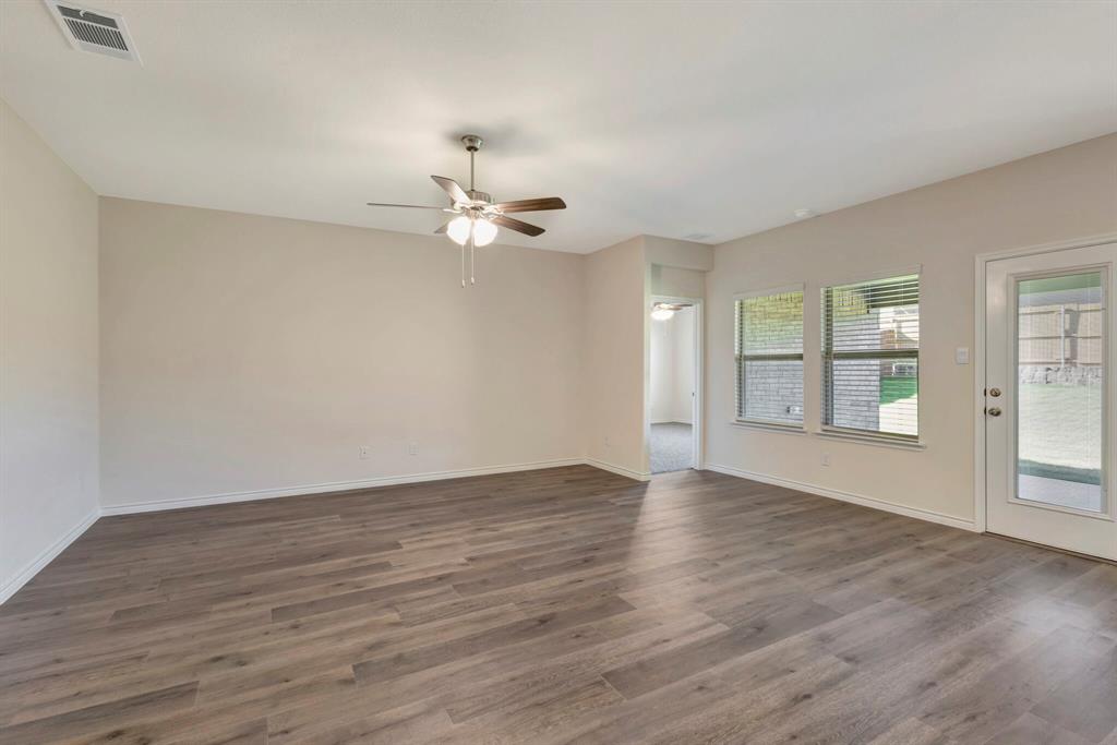 Whitewing Trails Ph 2b - Residential Lease