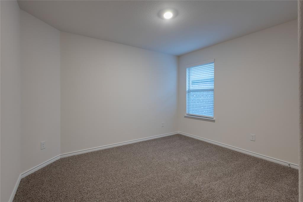 Whitewing Trails Ph 2b - Residential Lease