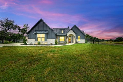 1000 Hennesay Park Springtown TX 76082