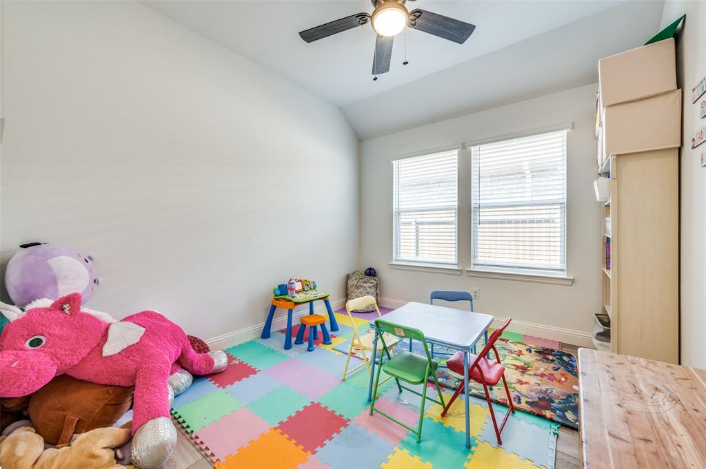 Aubrey Creek Estates - Residential Lease