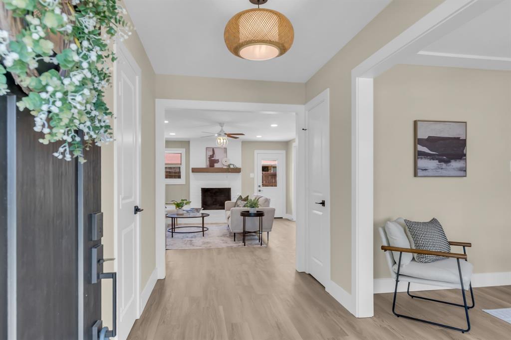 5529 Wood View Street