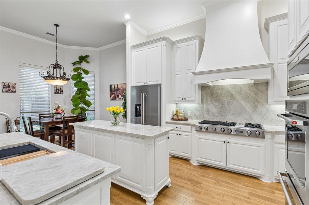 1108 VERONA Way
