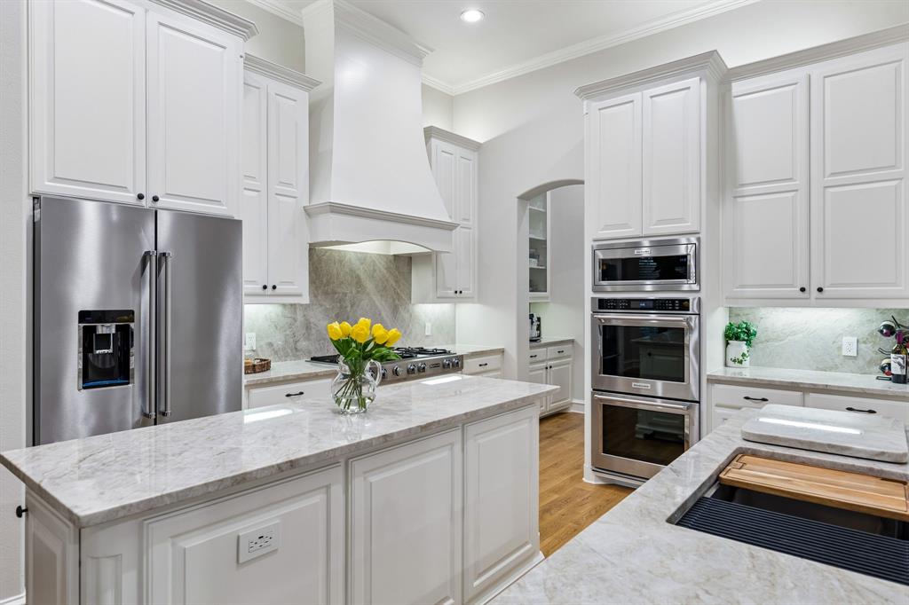 1108 VERONA Way