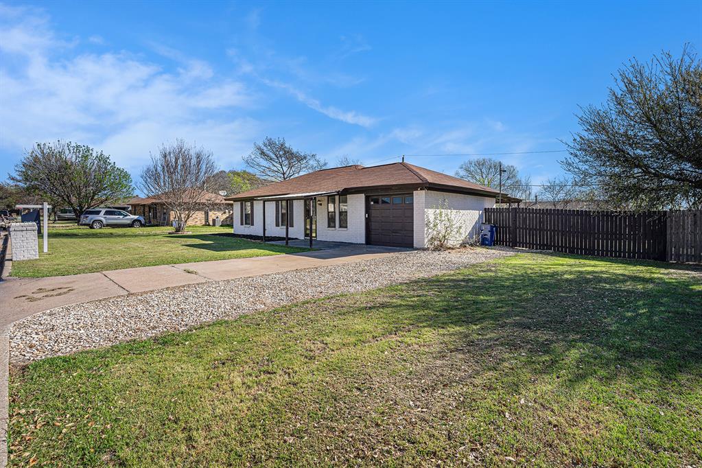 441 White Oak Lane