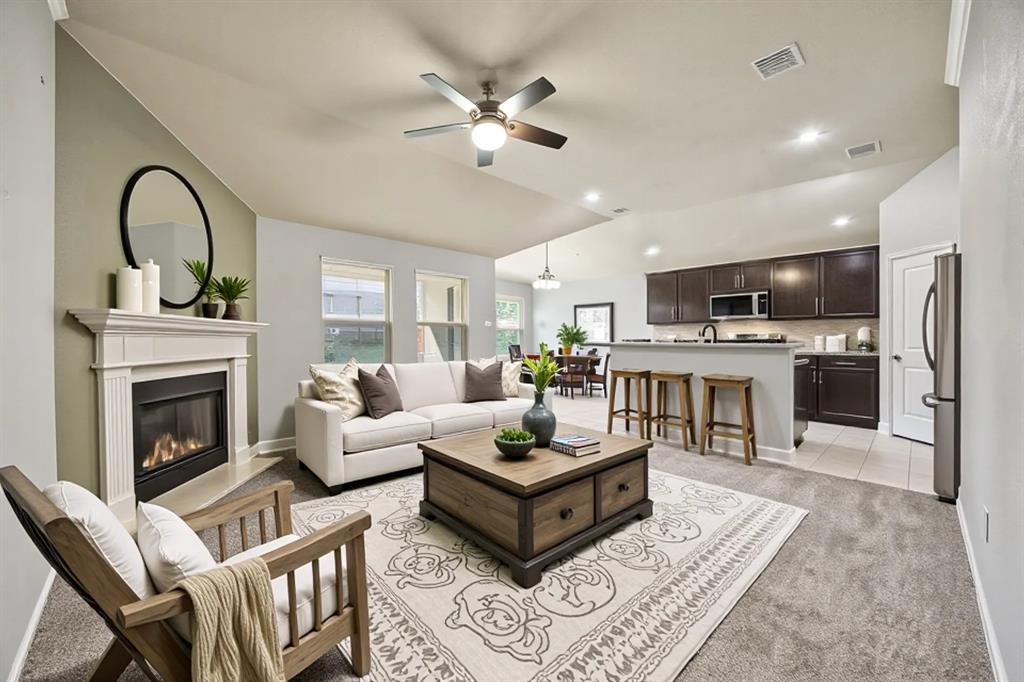 PECAN RIDGE ESTATES PHASE ONE - Residential