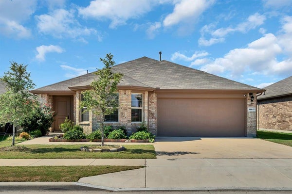 16617 PORTERFIELD LN, JUSTIN, TX 76247 - Image 008e2e4c0b31115d9b5eb172e3273a42/2205116325