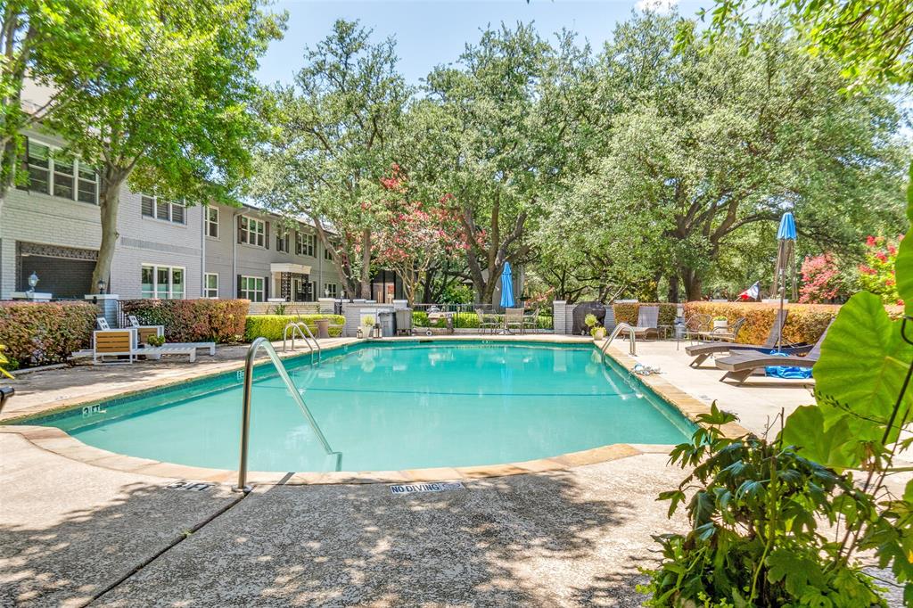 Condo Fontainbleau - Residential