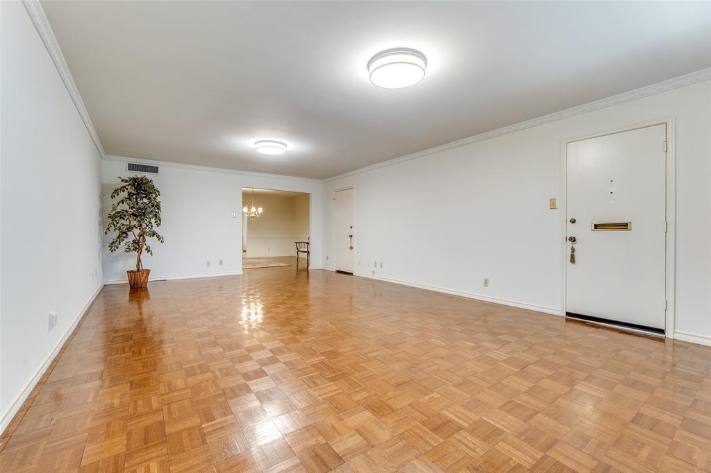 Condo Fontainbleau - Residential