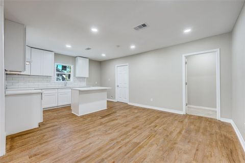 609 W Owing Street Denison TX 75020