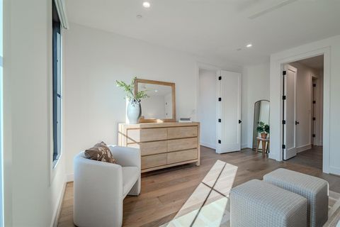 Tiny photo for 4128 University Boulevard #2L, University Park, TX 75205 (MLS # 21080499)