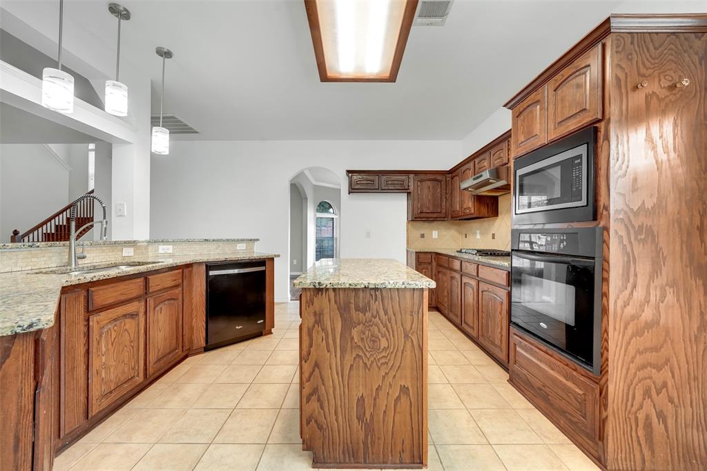 CASTLE HILL ESTATES - Residential