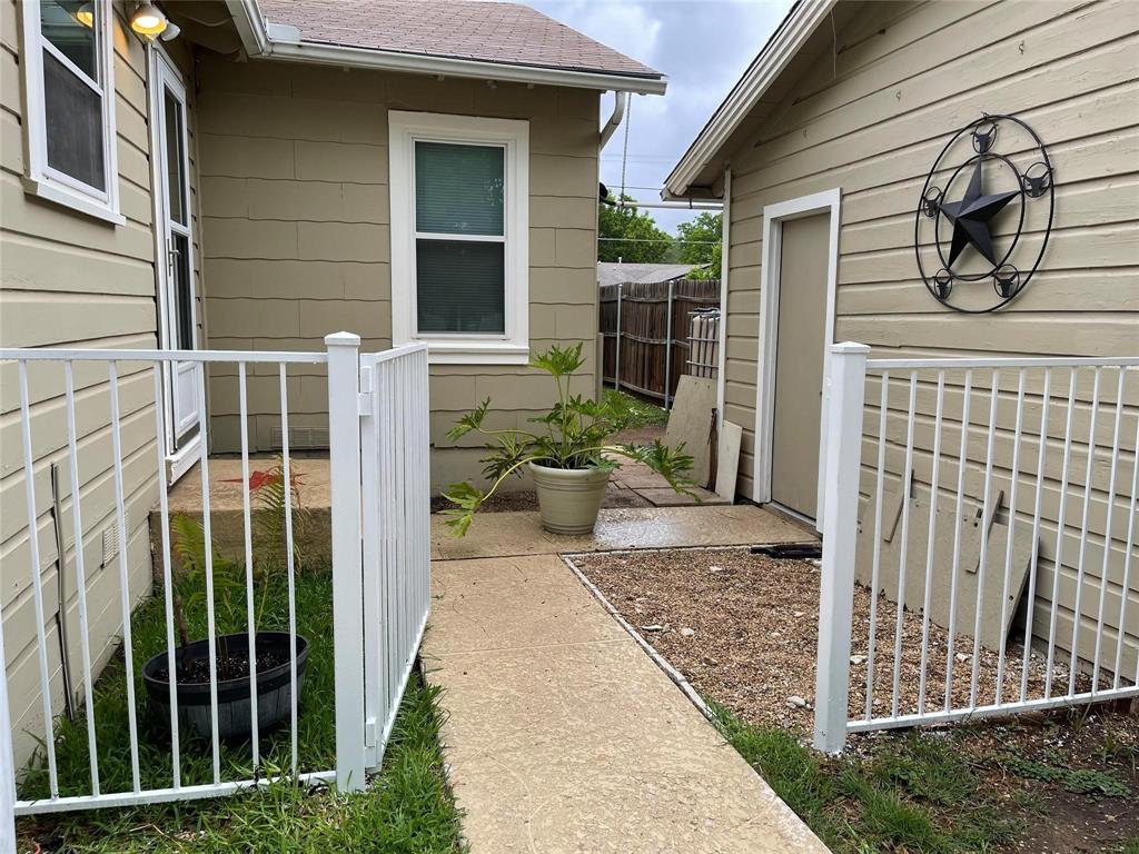 Barbara Road Add - Residential Lease