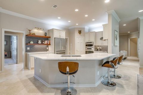 Tiny photo for 908 Summertree Lane, Southlake, TX 76092 (MLS # 21195432)