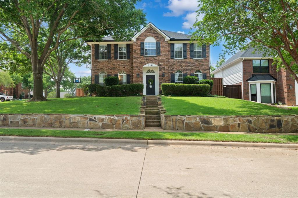 3201 Shady Glen Drive