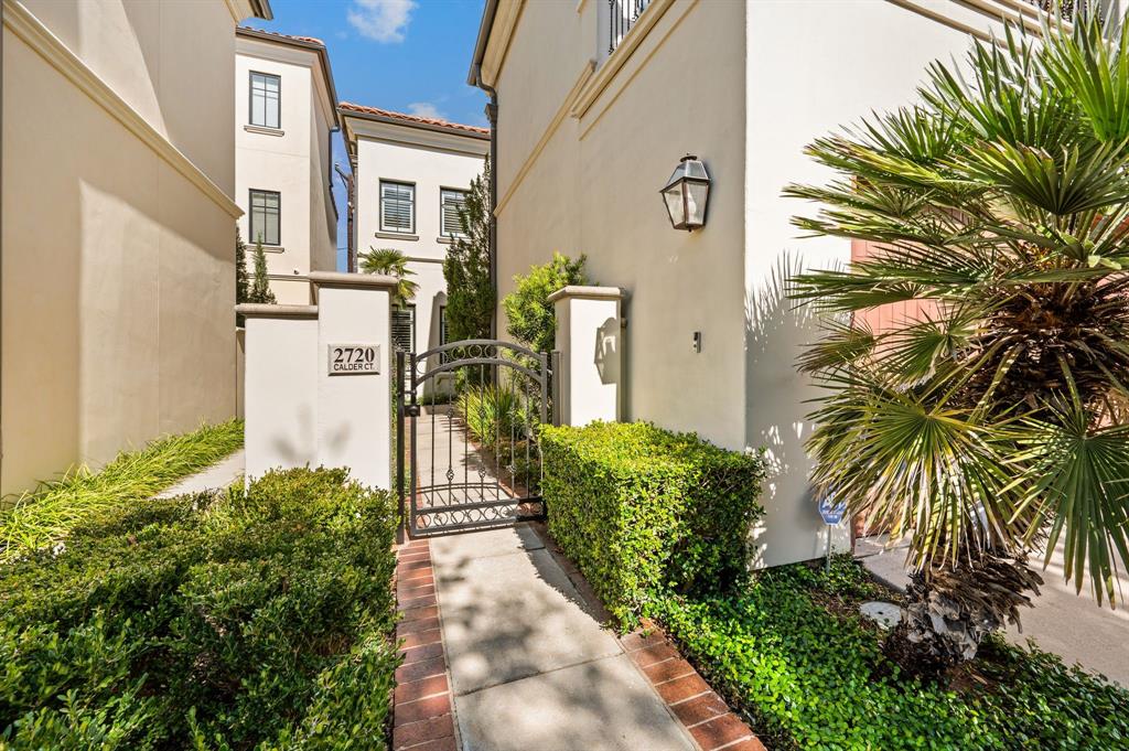 2720 Calder Court