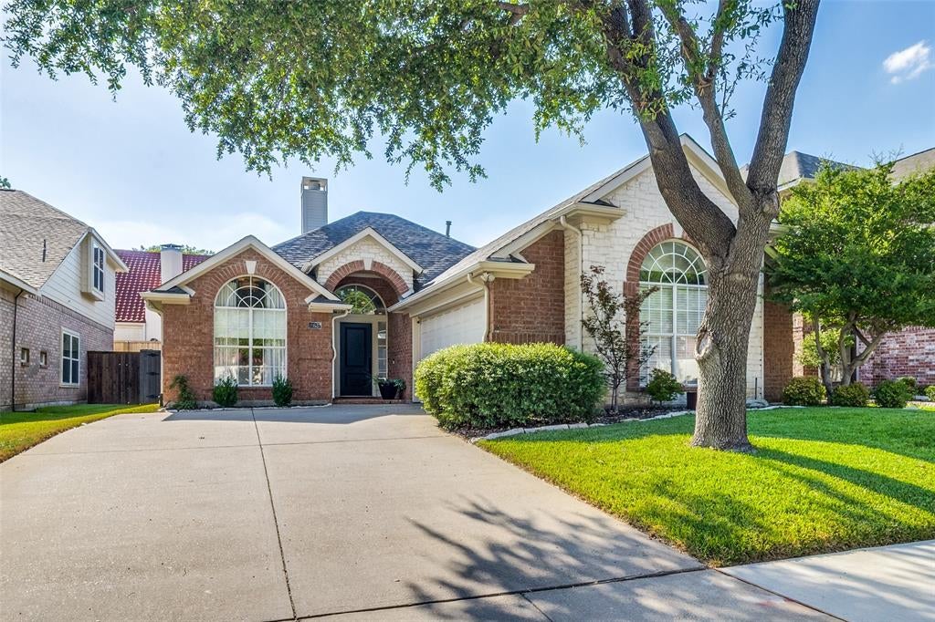 18637 Tall Oak Drive