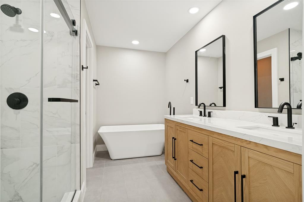 Lakewood Hills Sec 3 - Residential