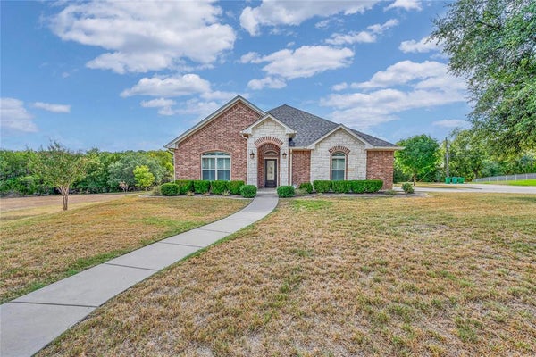 2610 OAK RDG, CLIFTON, TX 76634 - Image 00a315106dddd2ebbf155a97c333b46d/2035293971