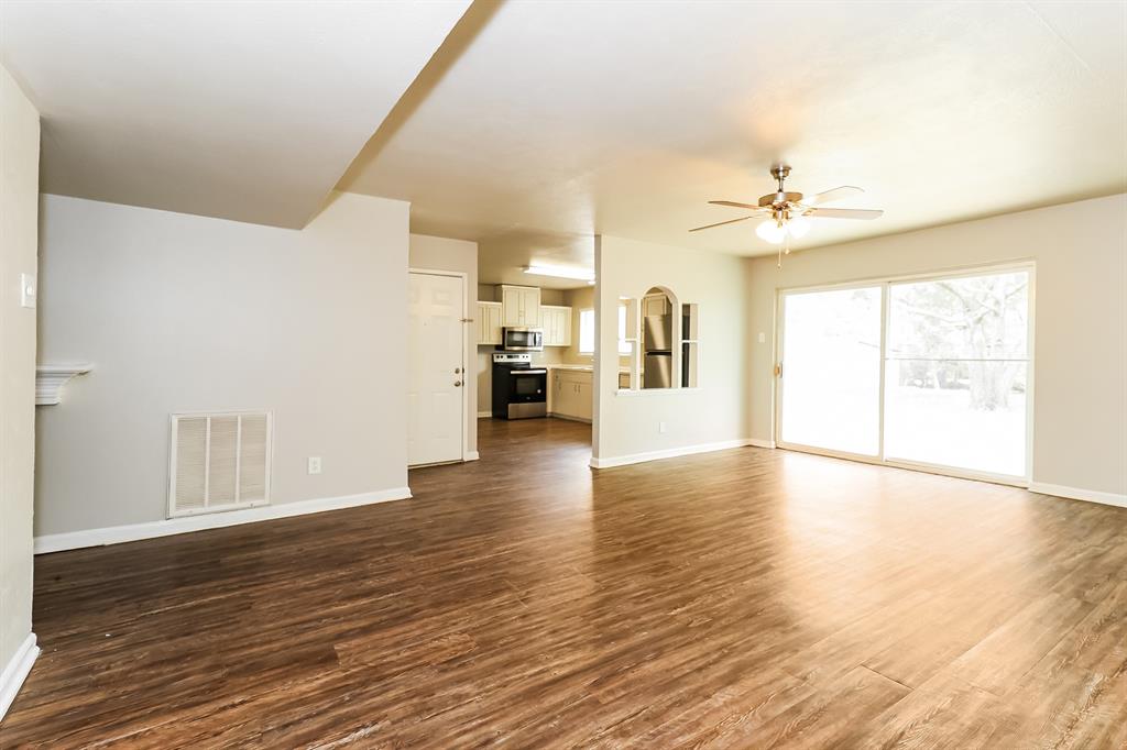 2918 Rayswood Drive