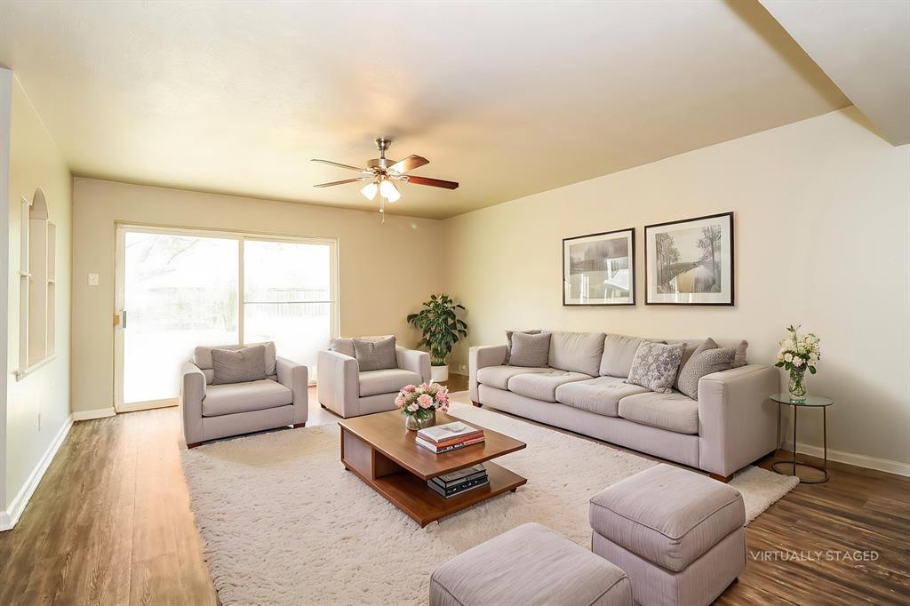 2918 Rayswood Drive