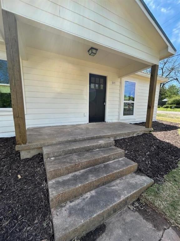 317 W Elm Street