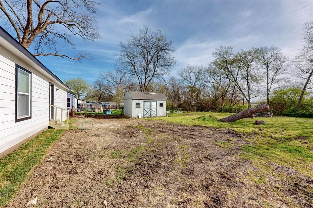 listing image 24