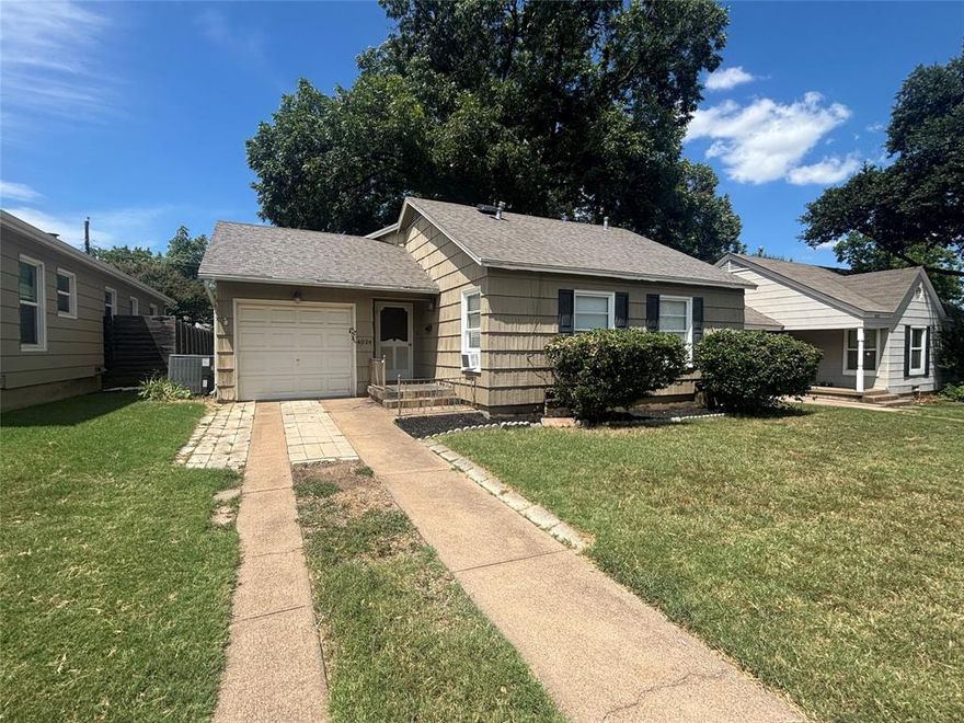 Introducing a charming 3-bedroom, 2-bathroom house located in the heart of Fort Worth, TX. This home boasts an abundance of natural light that illuminates the beautiful hardwood floors throughout. The kitchen comes equipped with a refrigerator for added convenience. Situated close to downtown Fort Worth, TCU and the museum district, this house offers easy access to all the city has to offer. Don't miss out on the opportunity to make this lovely house your new home. Contact us today for more information. 
There is a nonrefundable application fee of $60 per adult. A one-time lease administration fee of $125 is due at lease signing. Proof of renters insurance is required prior to move-in and must be maintained throughout the duration of the lease.