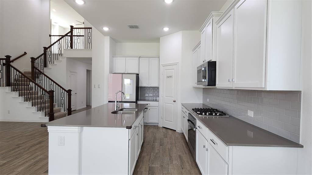 10231 Sovereign Drive