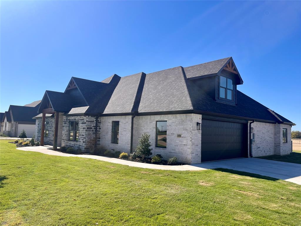 1404 Dixie Estates Way