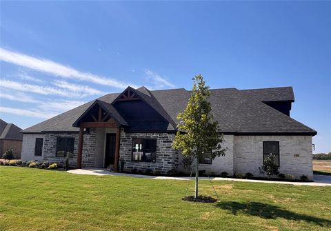 1404 Dixie Estates Way Whitesboro TX 76273