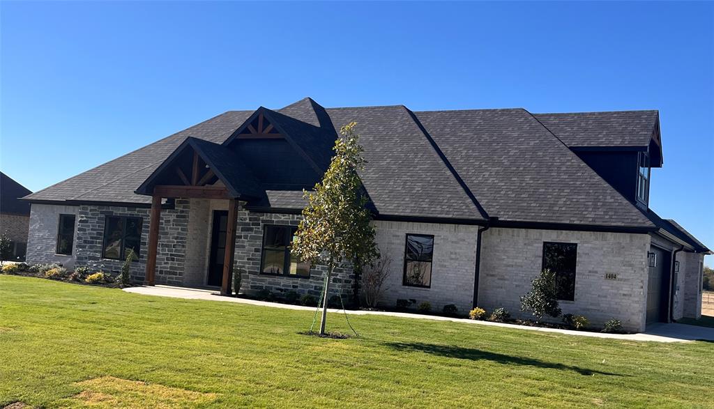 1404 Dixie Estates Way