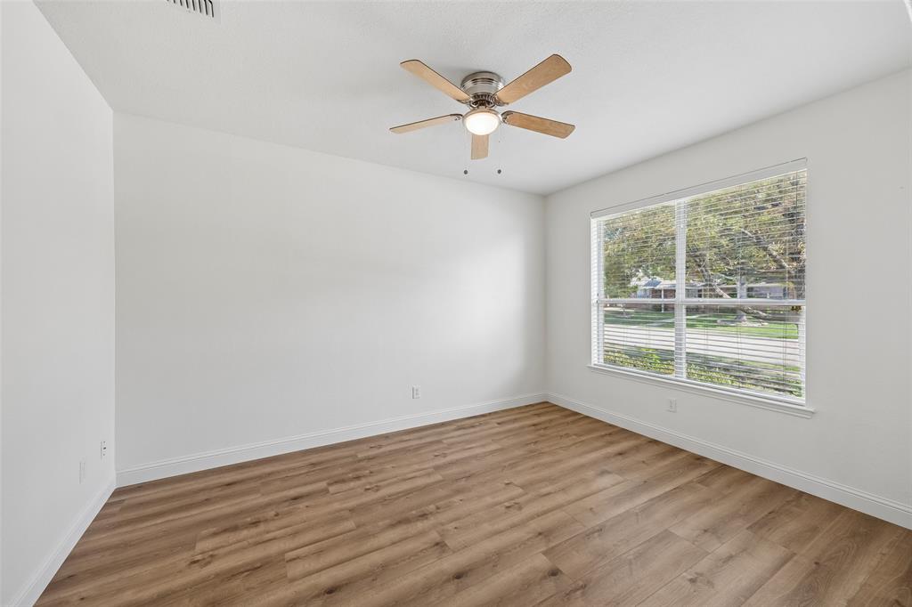 3605 Hawthorne Trail