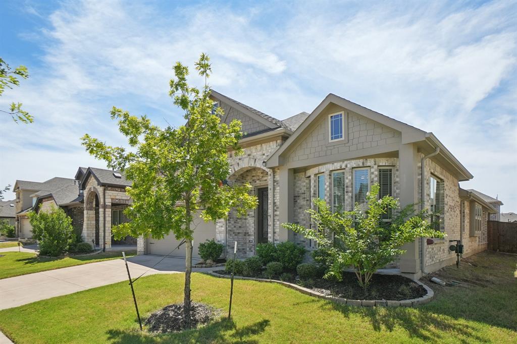 1236 Arrowwood Drive