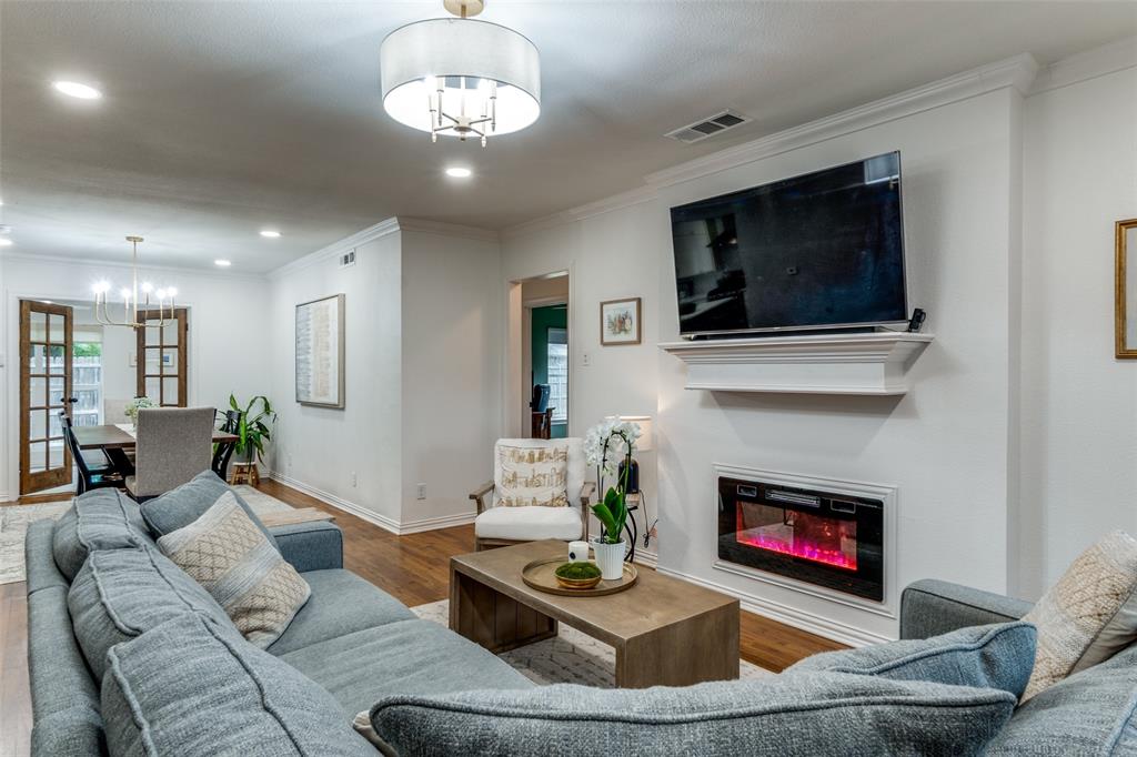 3715 Clover Lane