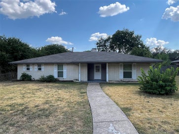 146 Bailey Drive DeSoto TX 75115