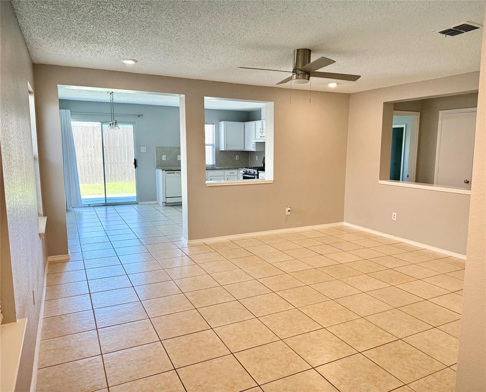 South Ridge Hills Add - Residential Lease