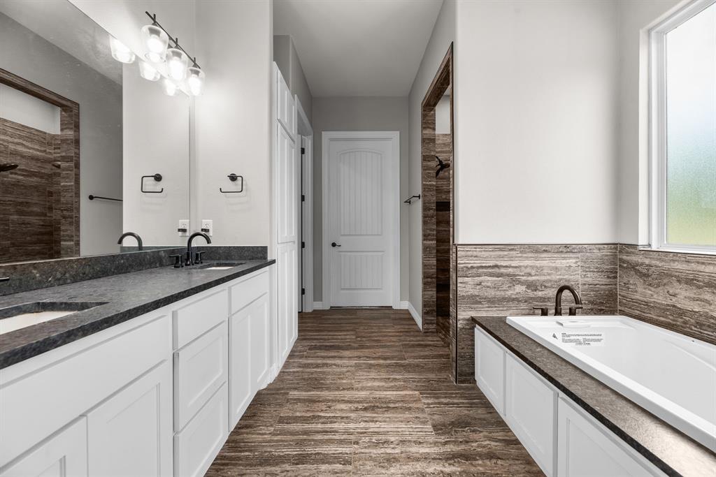 The Shores On Richland Chamb - Residential