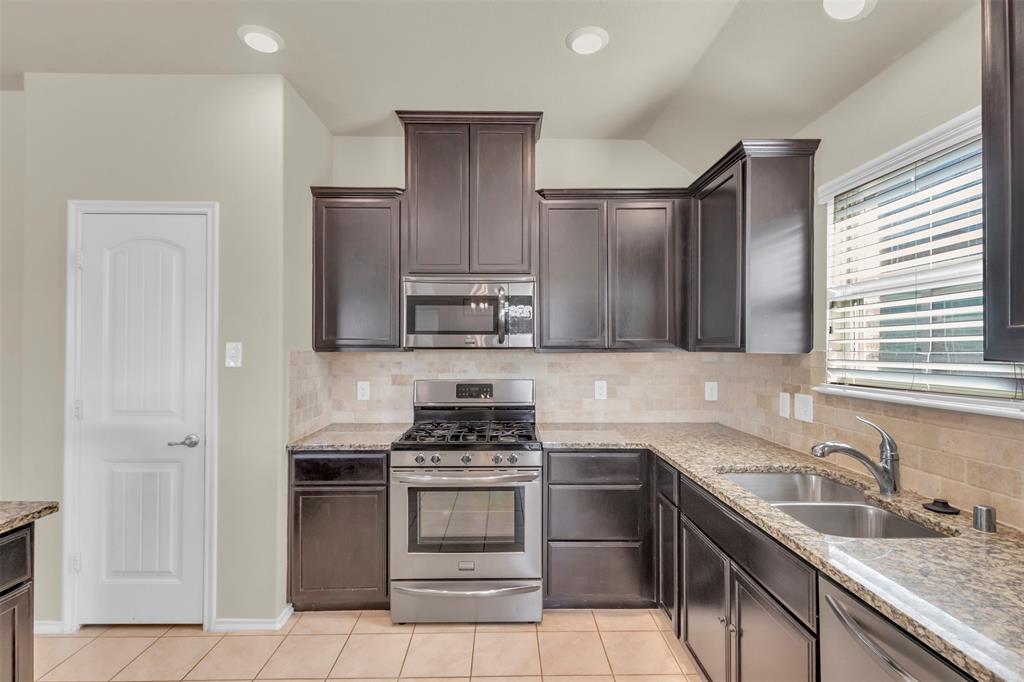 Paloma Creek Lakeview Ph 2- - Residential