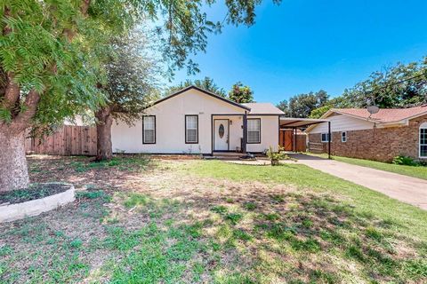 Photo of 8549 Michael Street, White Settlement, TX 76108 (MLS # 21214894)