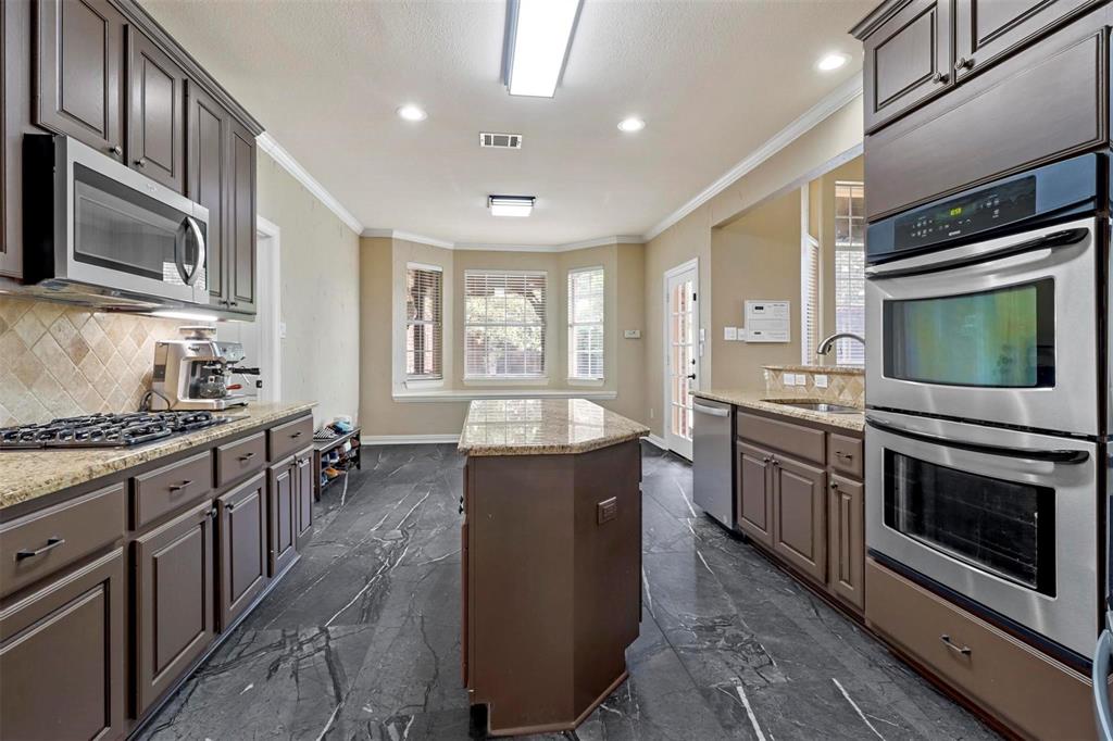 4313 Oak Knoll Drive