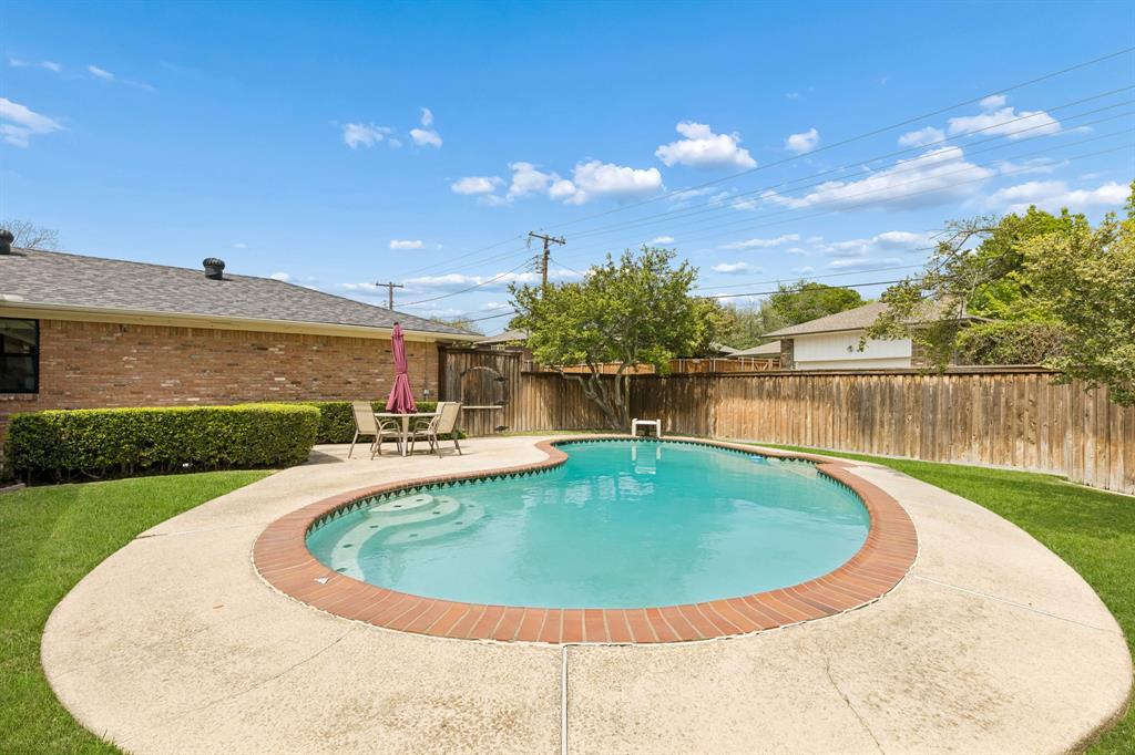 Forest Meadows - Residential